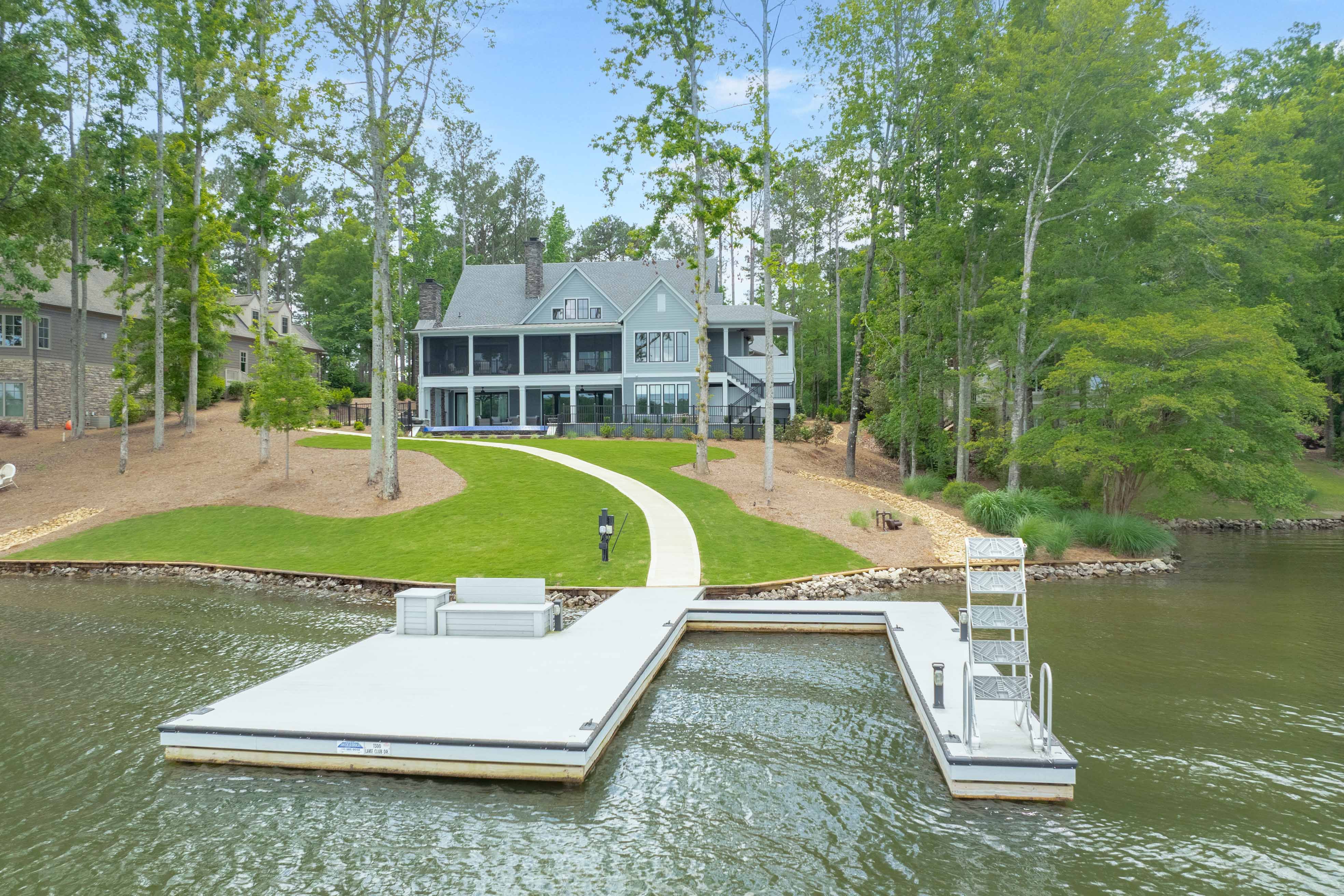 1300 Lake Club Drive image 2